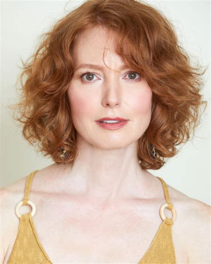 Alex Witt Bio Wiki Age