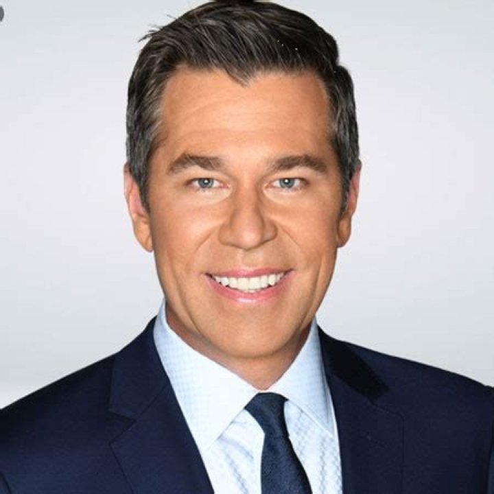 Colleen Ohlman Is The Wife Of KTLA News Anchor, Micah Ohlman (Bio, Husband, Children & Net Worth)