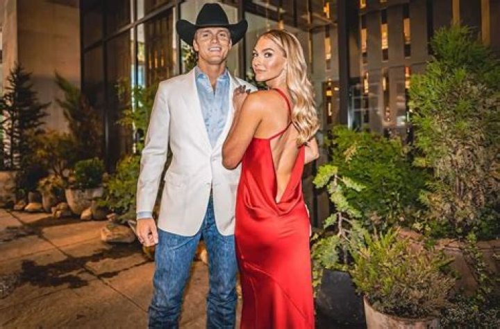 Danny Garcia Biography, Age, Height, Wife, Net Worth, Family