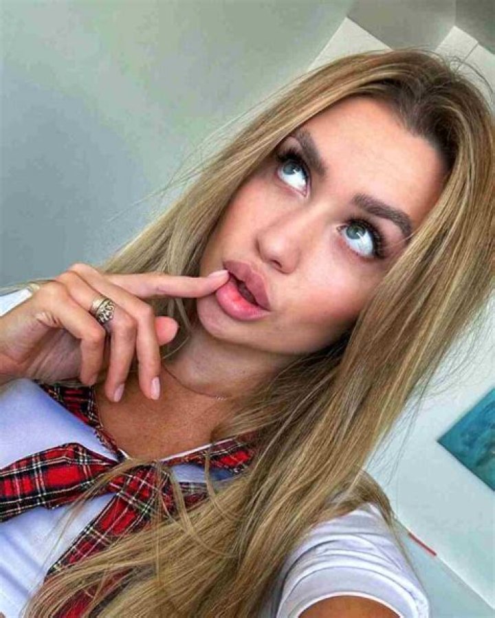 Devyn Hart Height, Weight, Net Worth, Age, Birthday, Wikipedia, Who, Nationality, Biography ·