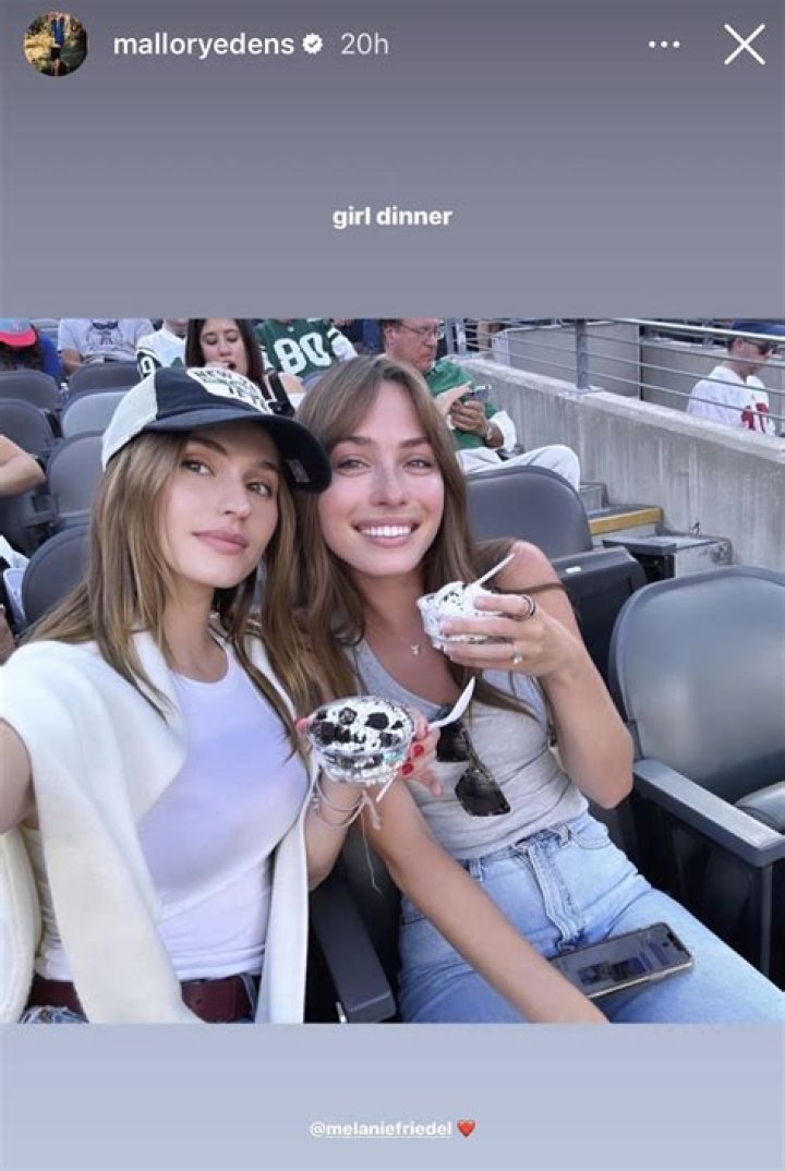 Instagram Star, Mallory Edens, who is the daughter of Wes Edens is probably single and doesn't have