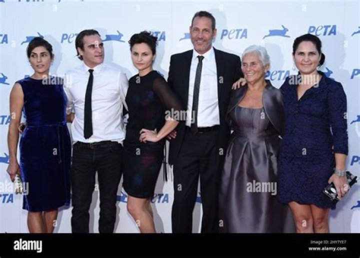 Jeffrey Weisberg Wife Arlyn Is Living A Blissful Life After Her Divorce With John Lee