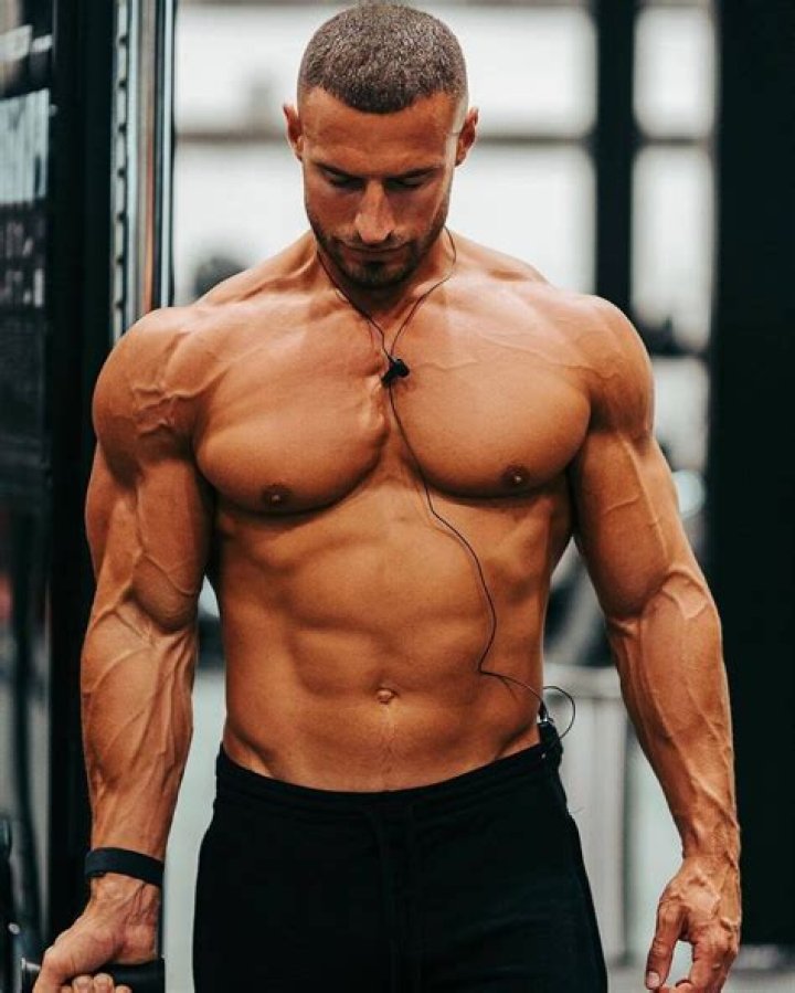 Mike Thurston's Wife And Fitness Inspiration
