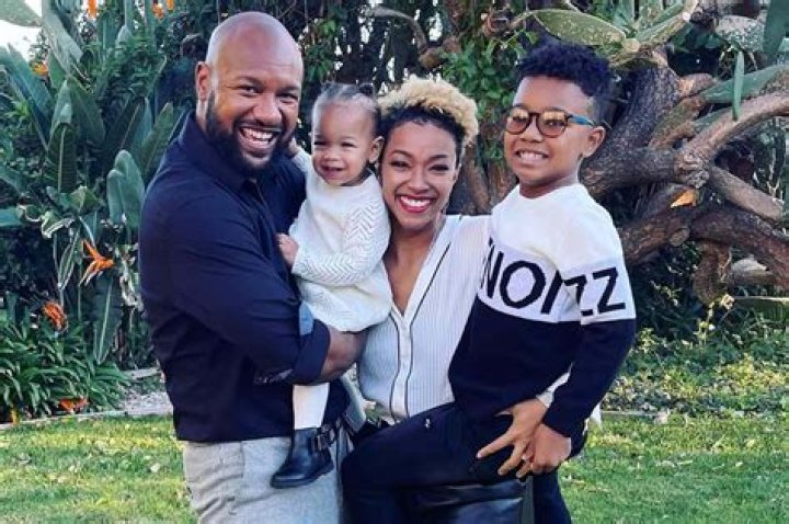 Sonequa Martin-Green Bio, Husband – Kenric Green, Height, Age, Baby