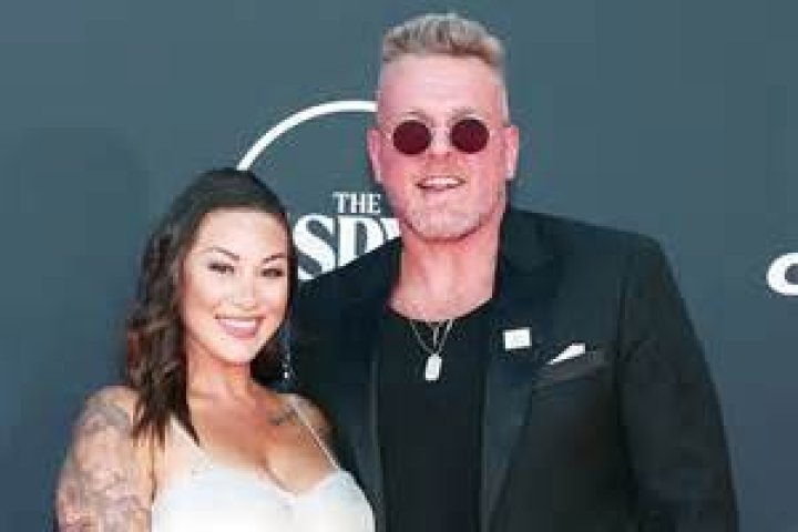 Unveil The Inspiring World Of Samantha Ludy: Pat McAfee's Wife